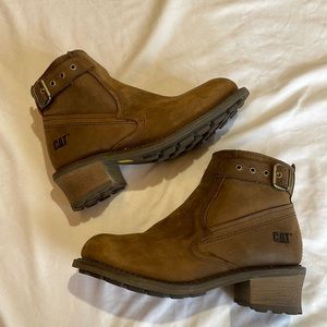 CAT Waterproof brown leather boots